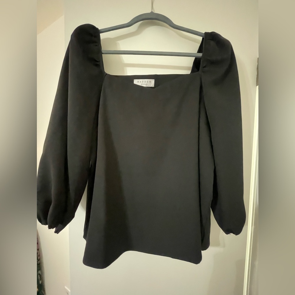 Classic Black Top